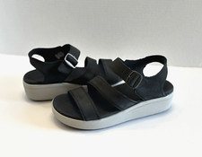 Keen ellecity sandals for sale  Macomb