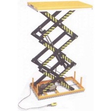 Piattaforma elevatrice elettri usato  Milano