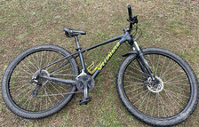 Small specialized rockhopper for sale  Weaverville