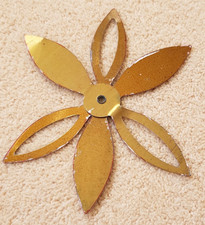 Viintage metal flower for sale Viintage metal flower for sale  ALFRETON