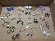 25 pairs earrings for sale 25 pairs earrings for sale Island Lake