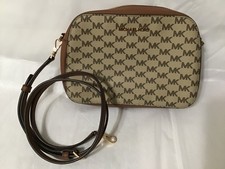 Bolsa tiracolo Michael Kors ombro assinatura, nova sem etiquetas comprar usado Bolsa tiracolo Michael Kors ombro assinatura, nova sem etiquetas comprar usado  Enviando para Brazil