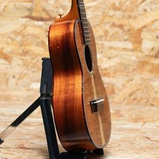 Urabe ukulele honu d'occasion  Expédié en France