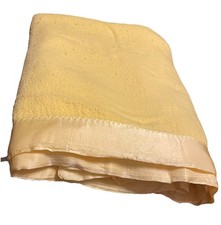 Vtg chatham yellow for sale Vtg chatham yellow for sale  Logan