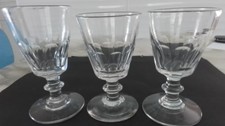 Verres pied anciens d'occasion  Batz-sur-Mer
