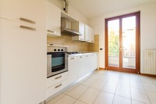 Cucina completa con usato  Usmate Velate