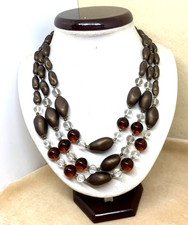 Collanaa tre fili usato Collanaa tre fili usato  Montebelluna