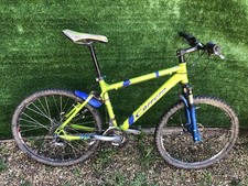 Teamhalfords pro race for sale  WARE