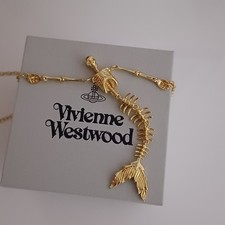 Vivienne westwood collier d'occasion  Saint-Ciers-sur-Gironde