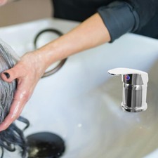 Accessori per shampoo usato  Spedire a Italy