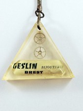 Porte cles résine d'occasion  L'Absie