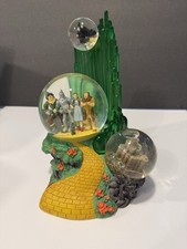 wizard oz snow globe for sale wizard oz snow globe for sale Memphis