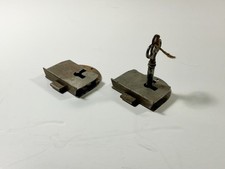 Conjunto de 2 chaves e fechaduras de gaveta de mesa antigas para jogos, comércio comprar usado  Enviando para Brazil