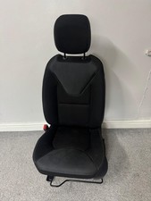 Renault clio left for sale Renault clio left for sale  DEWSBURY