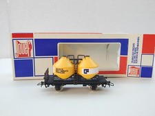 Wagon cimentier jaune d'occasion  Fleurance