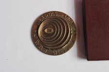 L68 medaglia commemorativa usato  Due Carrare