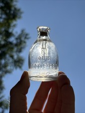 ALÇA APLICADA “OUR LITTLE PET JUG” AMOSTRA LICOR GARRAFA DE UÍSQUE ANTIGA comprar usado  Enviando para Brazil
