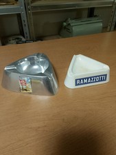 Ramazzotti posaceneri pubblici usato  Pontecurone