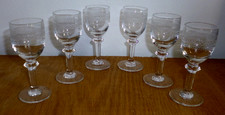 Anciens petits verres d'occasion Anciens petits verres d'occasion  Noisy-le-Grand