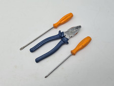Adaptable screwdriver pliers usato  Italia