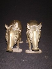 PAR DE BRONZE RITUAL INDIANO SUL VARAHA FURO BHUTA ANIMAL PORCO KERALA RARO comprar usado  Enviando para Brazil