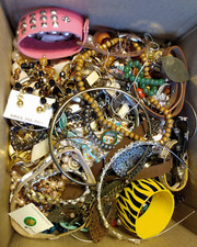 Lbs costume jewelry for sale  USA