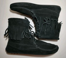 Minnetonka moccasin womens for sale  READING