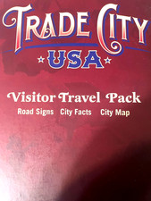 Conjunto de 10 pinos LE pacote de viagem visitante livro placas de trânsito mapa Disney CIDADE COMERCIAL EUA 2010 comprar usado Conjunto de 10 pinos LE pacote de viagem visitante livro placas de trânsito mapa Disney CIDADE COMERCIAL EUA 2010 comprar usado  Enviando para Brazil