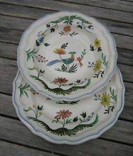 Ensemble assiettes faience d'occasion  Neuville-aux-Bois