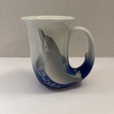 Caneca de café vintage de cerâmica 3D texturizada golfinho em forma de flauta xícara 5”T comprar usado  Enviando para Brazil