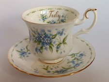 Tazza porcellana royal usato  Gorizia
