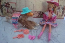 Vetement poupée barbie d'occasion  La Roche-Posay