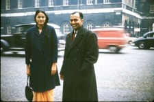 Vintage 35mm Slide LONDON FOG STREET SCENE CARROS ANTIGOS 2 comprar usado  Enviando para Brazil