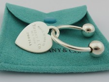 Chaveiro de prata esterlina com etiqueta de coração Tiffany & Co comprar usado Chaveiro de prata esterlina com etiqueta de coração Tiffany & Co comprar usado  Enviando para Brazil
