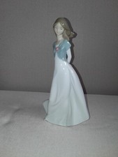 Elegant nao lladro for sale  COVENTRY