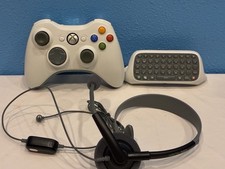 Usado, Controle sem fio Microsoft Xbox 360 com teclado chatpad branco e fone de ouvido comprar usado Usado, Controle sem fio Microsoft Xbox 360 com teclado chatpad branco e fone de ouvido comprar usado  Enviando para Brazil