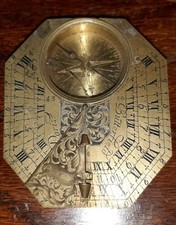 Orologio solare portatile usato  Latina