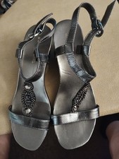 Women sandals bandolino for sale  Glen Burnie