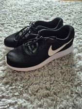 nike schuhe 40 schwarz gebraucht kaufen nike schuhe 40 schwarz gebraucht kaufen Ahrensburg