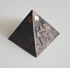 Pyramide égyptienne vintage d'occasion  Mions