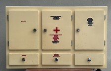 Armoire pharmacie vintage d'occasion  Saint-Julien-de-Vouvantes