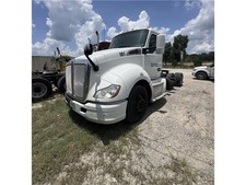 2017 kenworth t680 for sale  Clermont