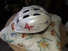 Casque vélo fille d'occasion  La Roche-sur-Yon