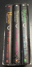 Usado, HOUSE OF NIGHT novel by PC Cast Vampire Books BURNED, HUNTED, TEMPTED set comprar usado  Enviando para Brazil