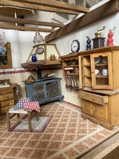 Accessoires maison poupée d'occasion  Le Mans