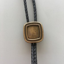 Colar de couro antigo banhado a ouro retangular em branco com gravata bolo comprar usado  Enviando para Brazil