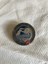 Broche jungfrau .kramer d'occasion  Paris XI