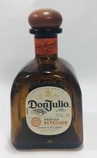 Tequila vazia Don Julio Reposado 750 ml. Garrafa marrom com rolha de madeira comprar usado  Enviando para Brazil
