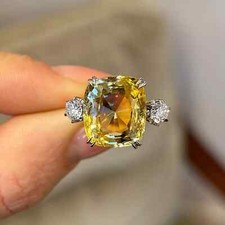 Alianza de oro blanco de 14 quilates con diamantes y zafiros amarillos naturales de corte cojín de 5,80 quilates segunda mano  Embacar hacia Mexico