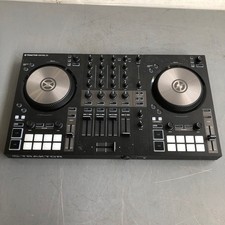 Controlador de DJ Native Instruments Traktor Kontrol 4 canais com capa Decksaver comprar usado Controlador de DJ Native Instruments Traktor Kontrol 4 canais com capa Decksaver comprar usado  Enviando para Brazil